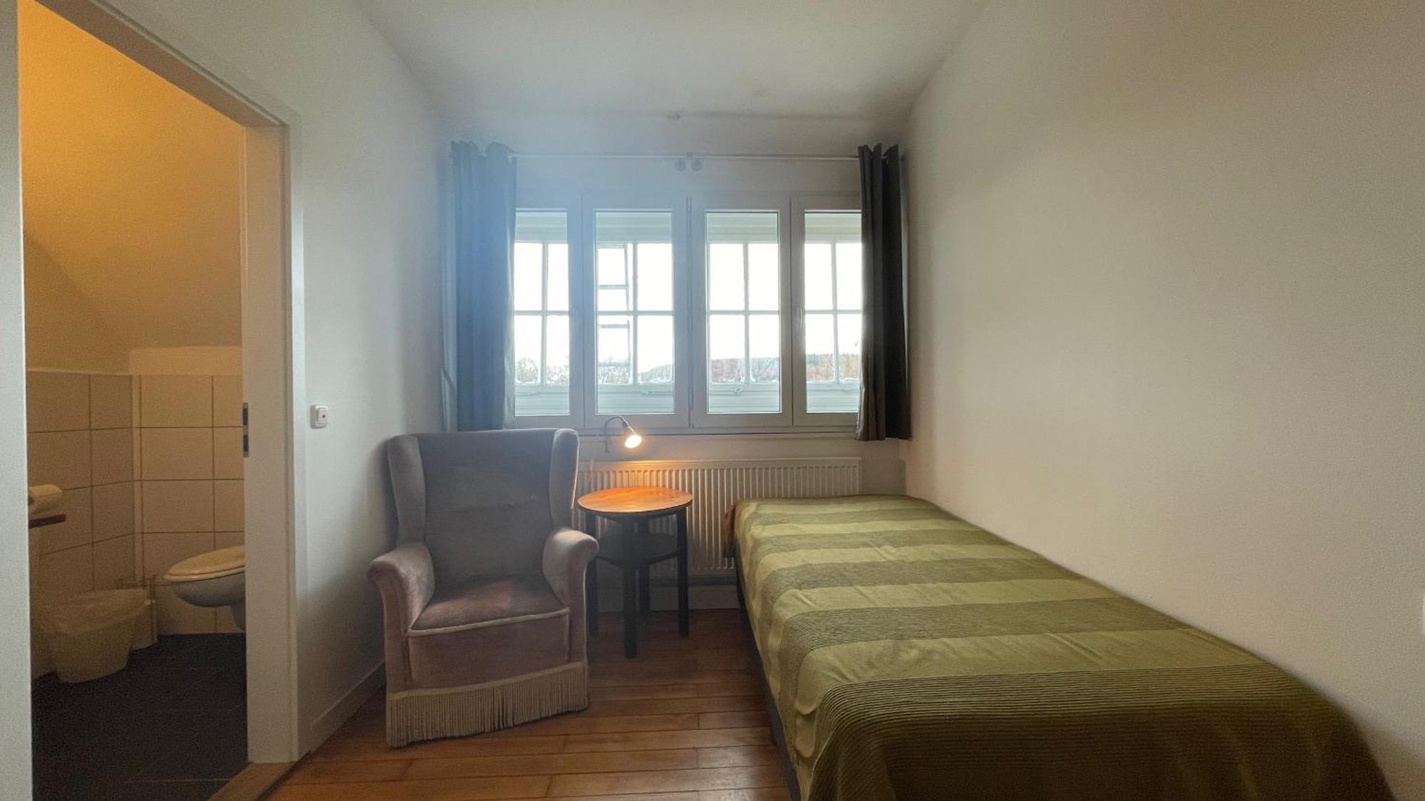Die Strumpffabrik - Guesthouse Kerpen  Phòng bức ảnh